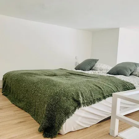 V Apartment