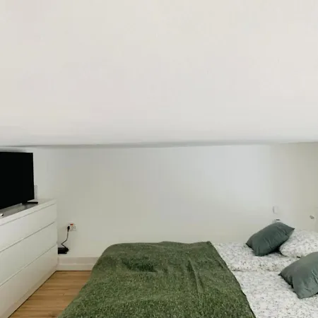 V Apartment